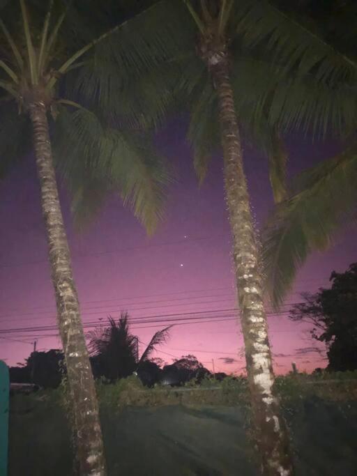 Al'S Beach Casa 乌维塔 外观 照片
